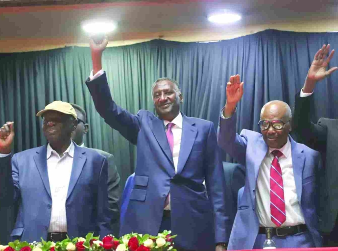 السودان يستدعى سفيره لدى كينيا للتشاور